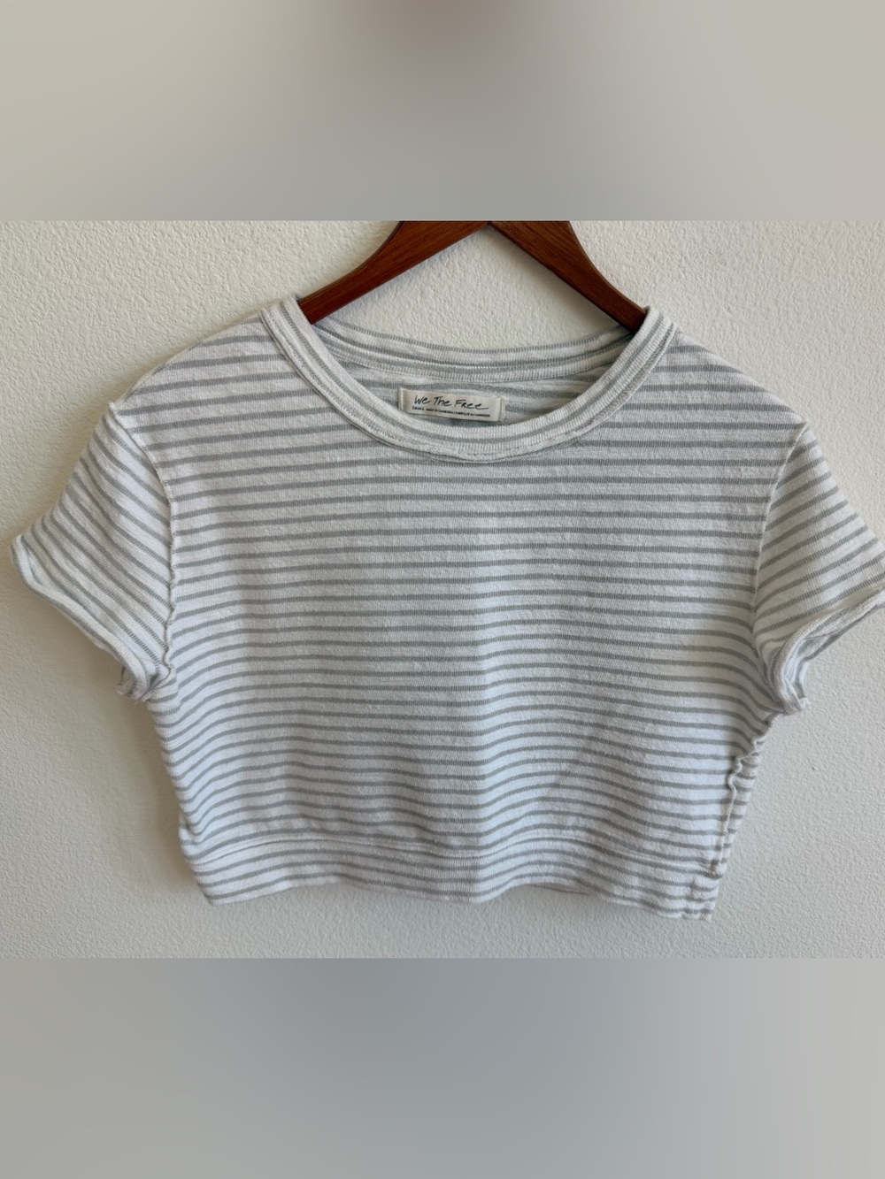 We The Free Light Gray & White Striped Cropped Tee
